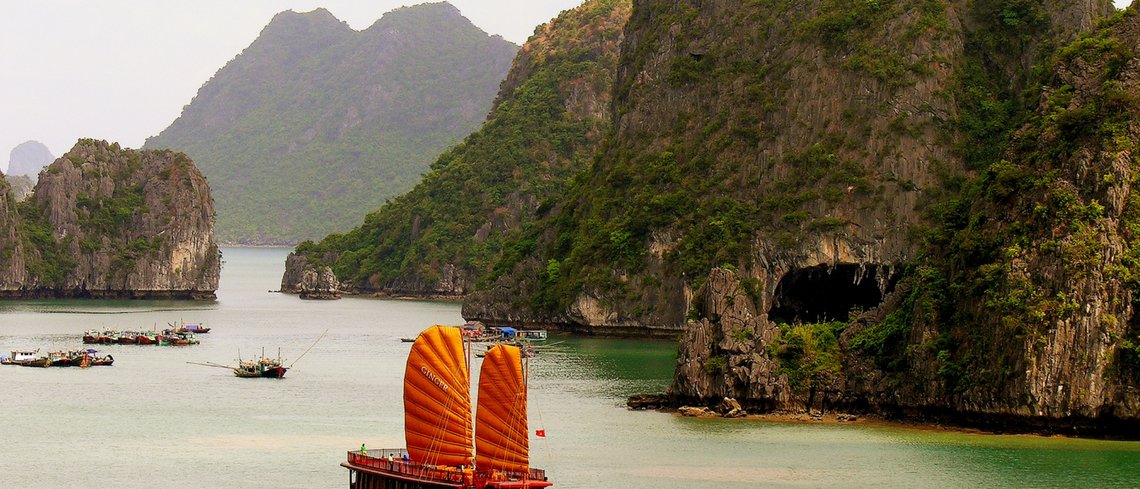 Vietnam Ha Long Bay